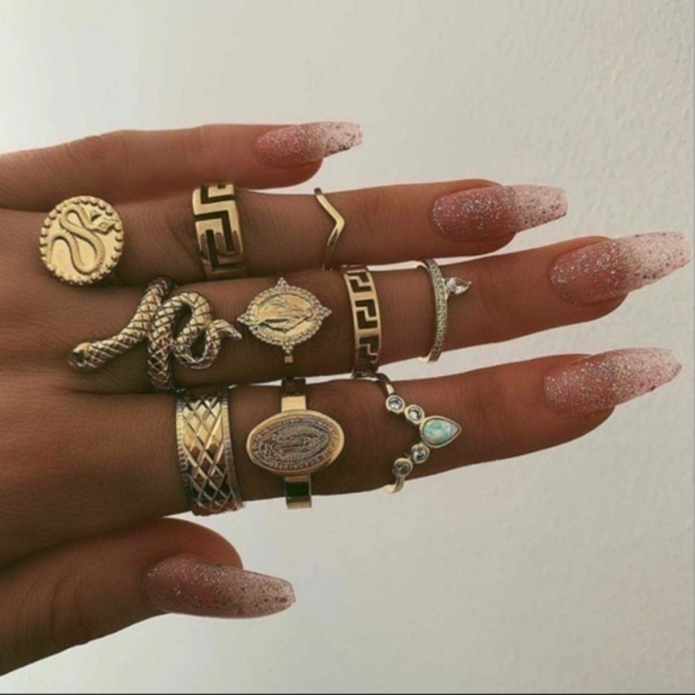 3/$30 💛 Bohemian Gold Ring Set
